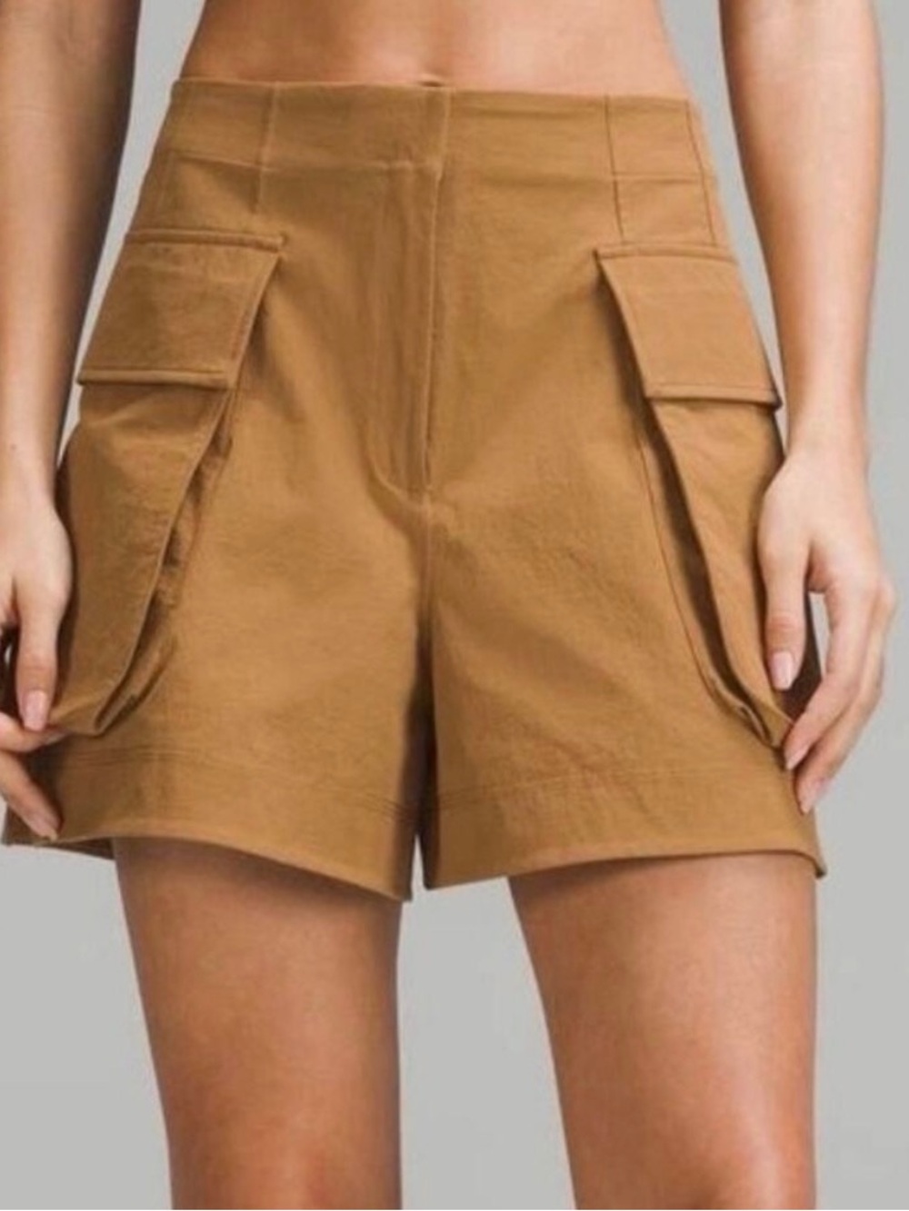 Lululemon Relaxed-Fit Super-High-Rise Cargo Shorts in a Bold Beige